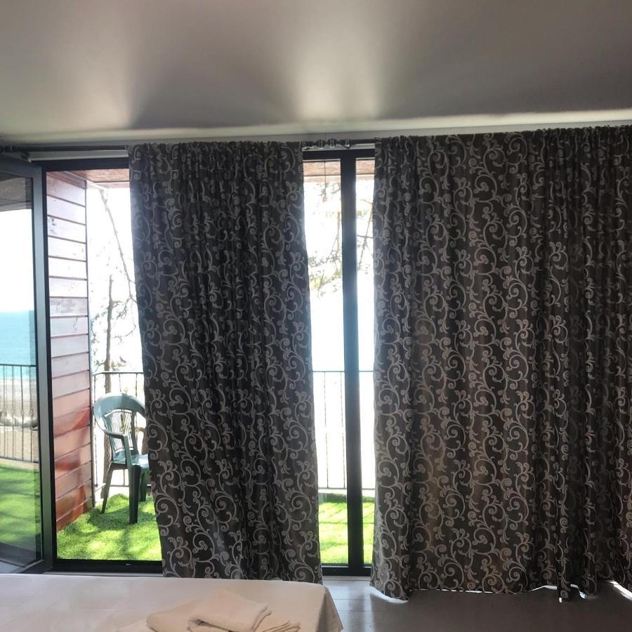 Mon Ami Hotel 2 피준다 외부 사진