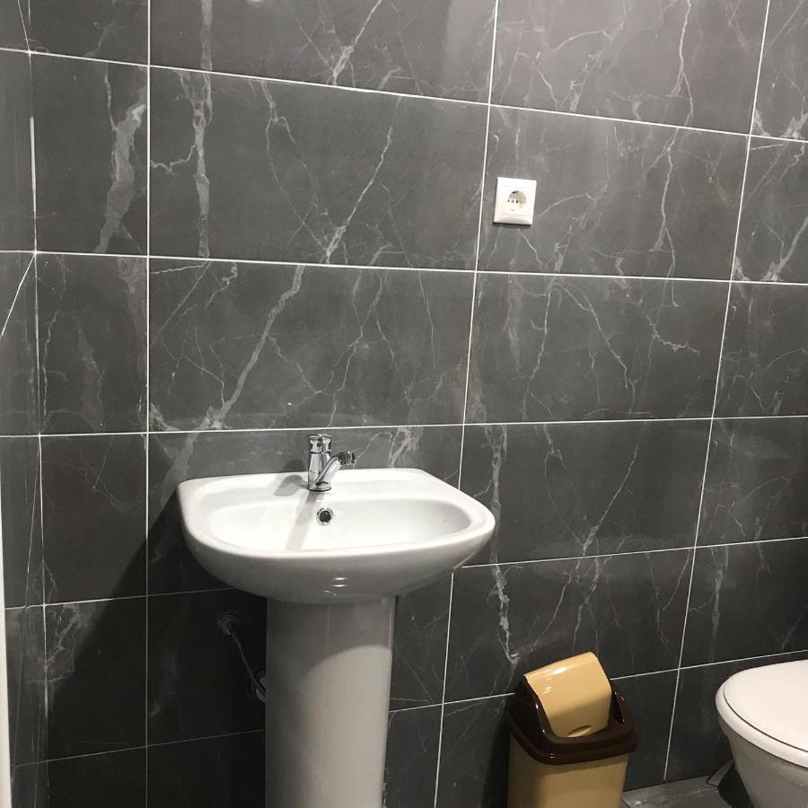 Mon Ami Hotel 2 피준다 외부 사진
